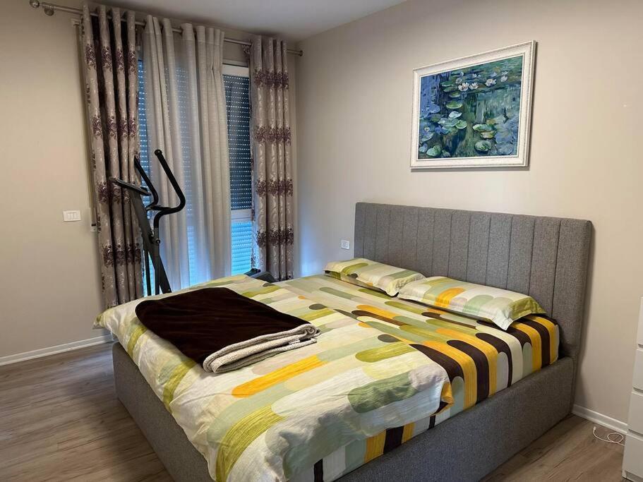 Family Friendly 2 Bedroom Apartment Eden Gardens Tirana City Center Exteriör bild